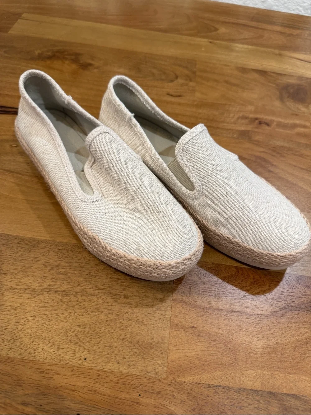 Esprit Cream Canvas Slip-On Espadrilles Braided Tarim on Soles Size 6.5 *EUC*